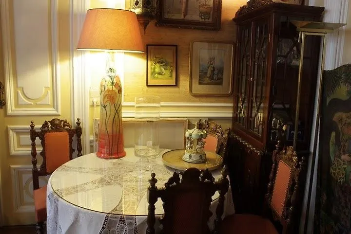 Hotel Les Bluets Bruksela Belgia